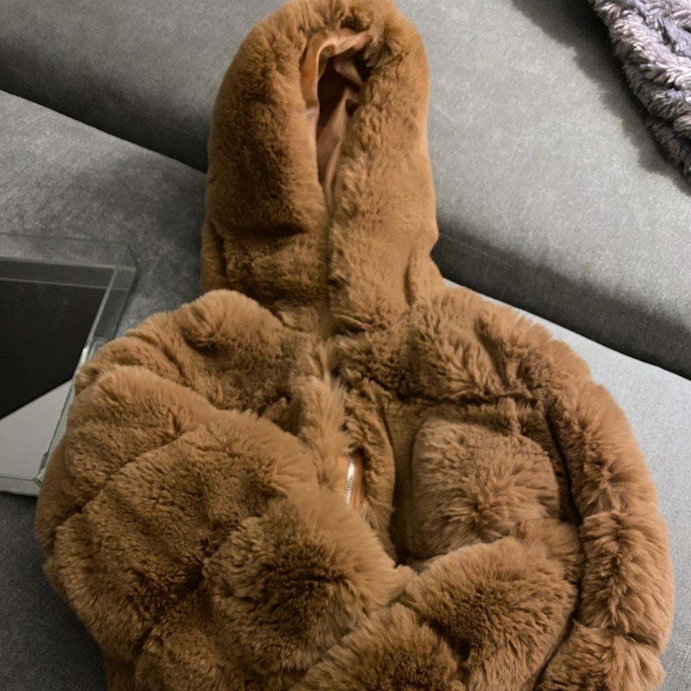 Ladies Faux Fur Half Jacket